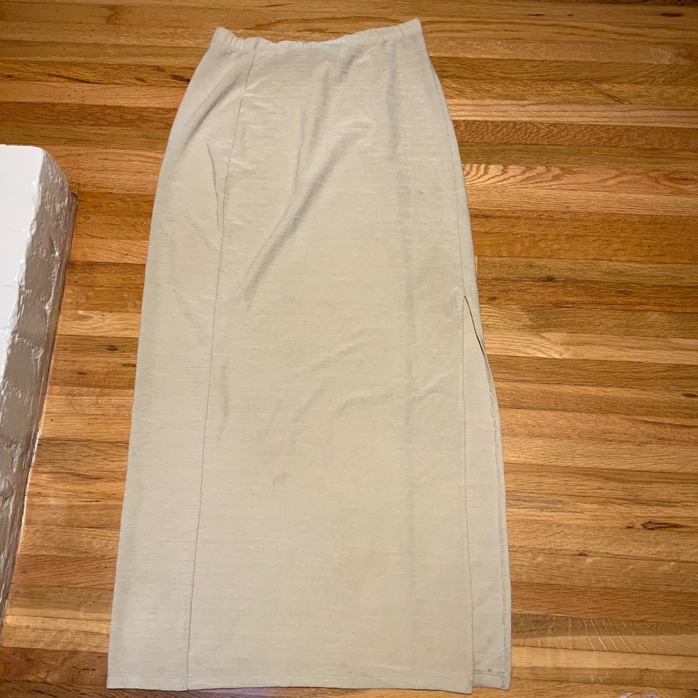 Basic Maxi Skirt with Slit